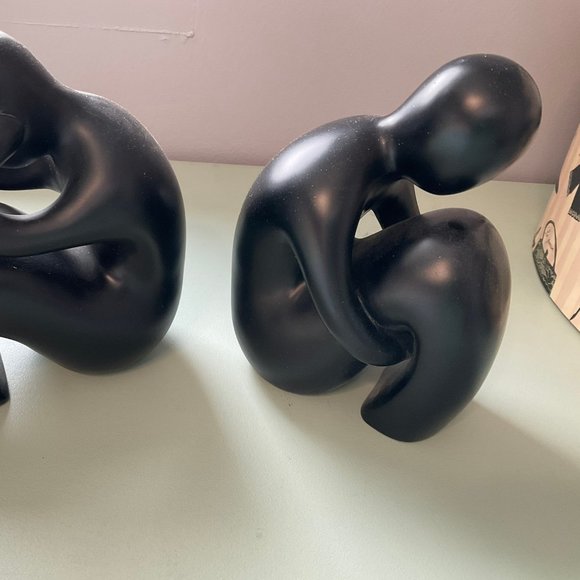 Heavy Ceramic Figures x2 - Picture 3 of 3